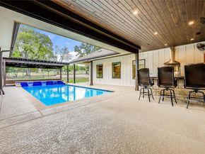 112 Venture BLVD S, Point Venture TX 78645