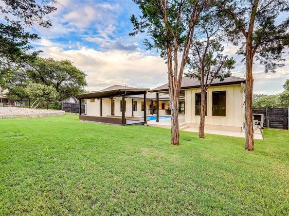 112 Venture BLVD S, Point Venture TX 78645
