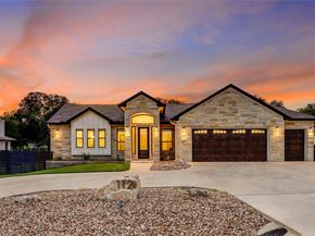 112 Venture BLVD S, Point Venture TX 78645