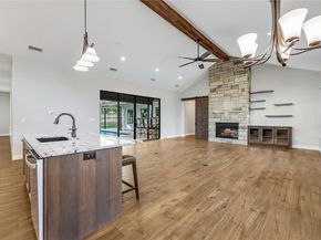 112 Venture BLVD S, Point Venture TX 78645