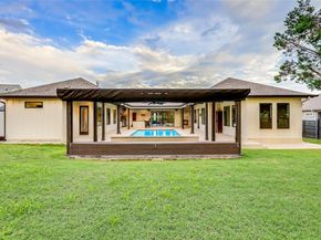 112 Venture BLVD S, Point Venture TX 78645