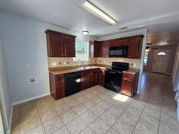 154 Sierra Rose LOOP, Georgetown TX 78626