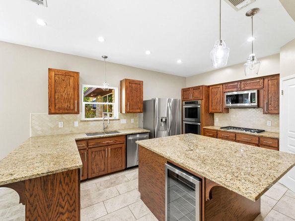 1904 Cedar Ridge DR, Austin TX 78741