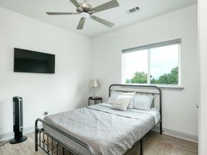 18812 Nicklaus DR, Point Venture TX 78645