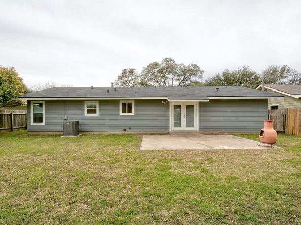 1600 Ashberry DR, Austin TX 78723