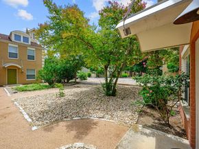 1101 Grove BLVD 208, Austin TX 78741