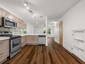 1101 Grove BLVD 208, Austin TX 78741