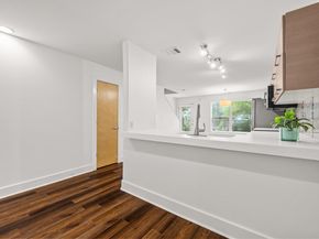 1101 Grove BLVD 208, Austin TX 78741
