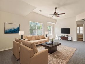 304 Las Colinas DR, Georgetown TX 78628