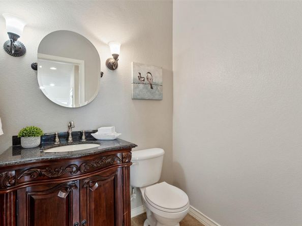 304 Las Colinas DR, Georgetown TX 78628