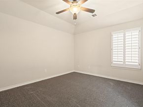 304 Las Colinas DR, Georgetown TX 78628