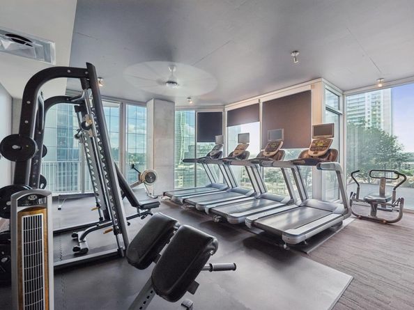 360 Nueces ST 3701, Austin TX 78701