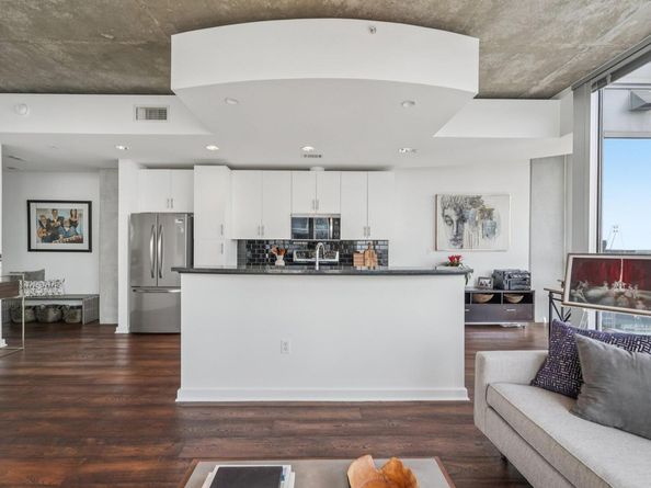 360 Nueces ST 3701, Austin TX 78701