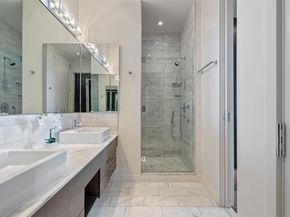 210 Lavaca ST 2203, Austin TX 78701