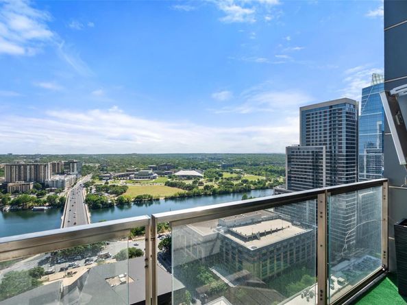 210 Lavaca ST 2203, Austin TX 78701