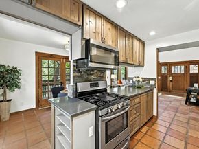 100 N Tumbleweed TRL, Austin TX 78733