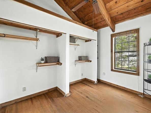 100 N Tumbleweed TRL, Austin TX 78733