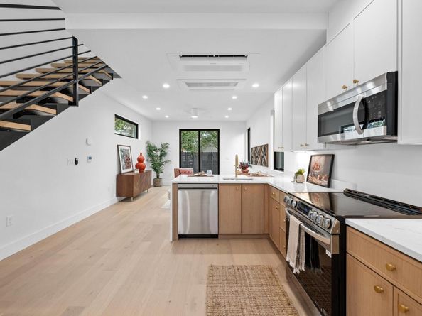 4428 Jinx Ave 2, Austin TX 78745