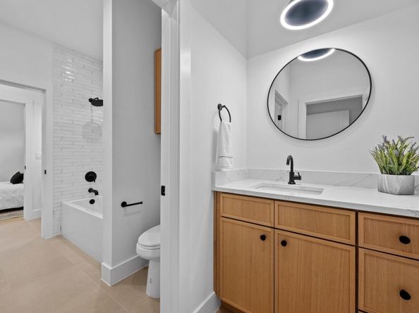 4428 Jinx Ave 2, Austin TX 78745
