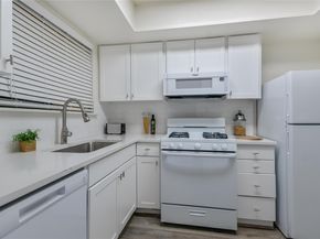 1200 Fairmount Ave, Austin TX 78704