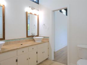 808 Vanguard ST, Lakeway TX 78734