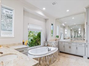 1116 Watercliffe DR, Lago Vista TX 78645