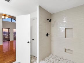 13816 Lake View DR, Austin TX 78732