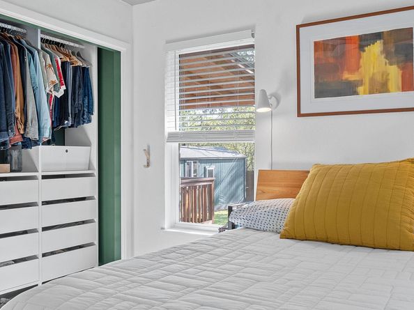 8801 Redfield LN, Austin TX 78758