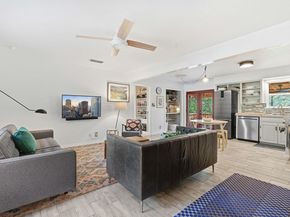 8801 Redfield LN, Austin TX 78758