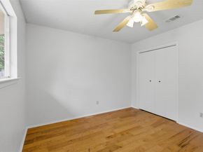 5305 Wolf RUN, Austin TX 78749