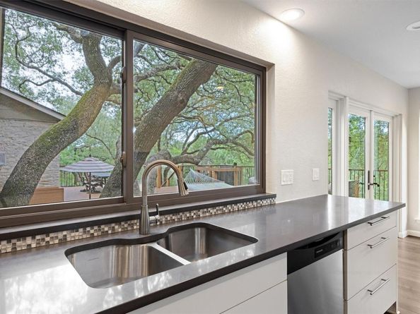 413 Ridgecrest RD, Georgetown TX 78628