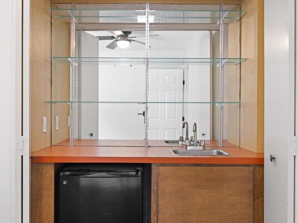 413 Ridgecrest RD, Georgetown TX 78628