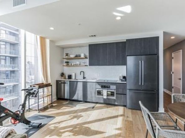 48 East Ave 3008, Austin TX 78701