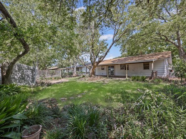 107 E Longspur BLVD, Austin TX 78753