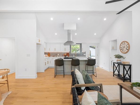 1421 Westmoor DR, Austin TX 78723