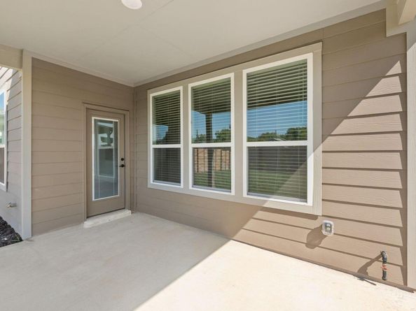 221 Regatta TRL, Leander TX 78641