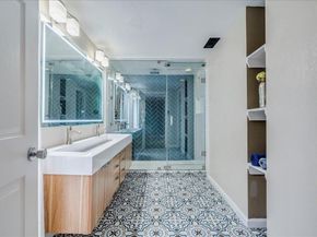 8204 Williamson Creek DR, Austin TX 78736