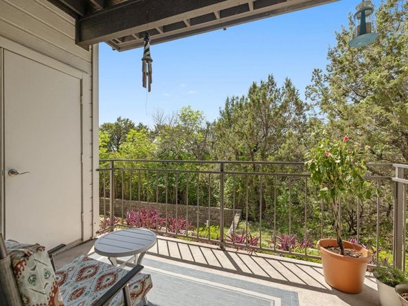 6000 Shepherd Mountain CV 302, Austin TX 78730