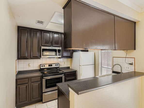 708 Graham PL 101, Austin TX 78705