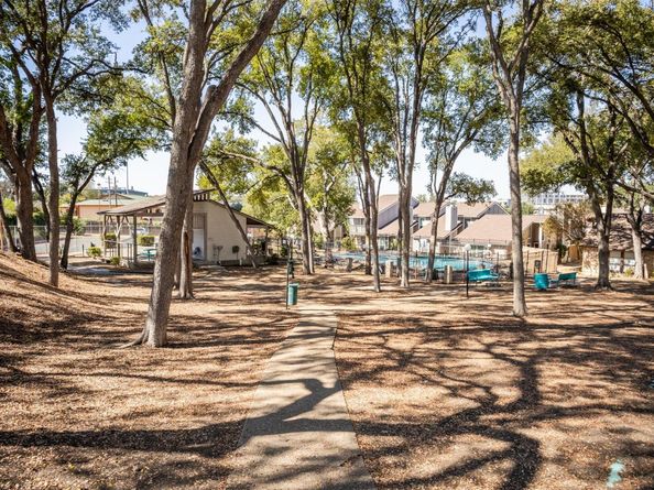 1720 Timber Ridge DR, Austin TX 78741