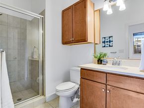 2520 Bluebonnet LN 62, Austin TX 78704