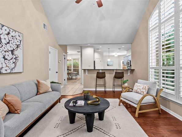 10832 Redmond RD, Austin TX 78739