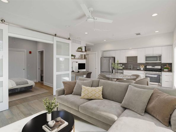 1800 E 4th ST 205, Austin TX 78702