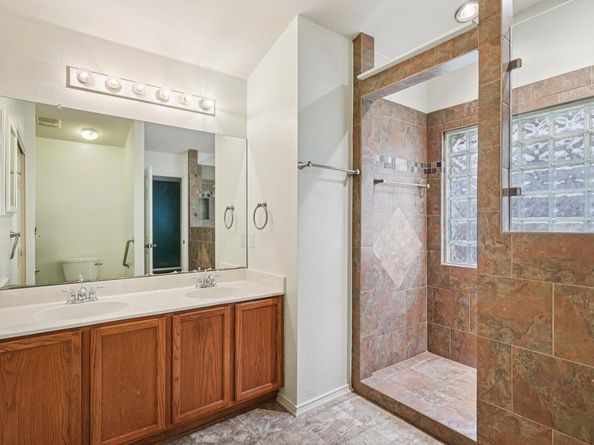 17904 Glacier Bay ST, Pflugerville TX 78660