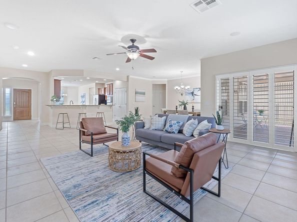 203 Independence Creek LN, Georgetown TX 78633
