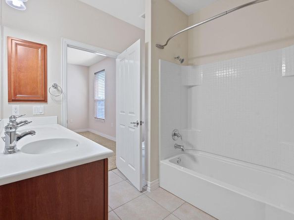 203 Independence Creek LN, Georgetown TX 78633