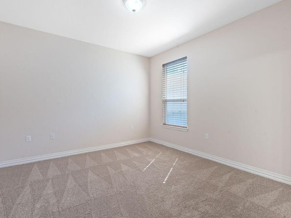 203 Independence Creek LN, Georgetown TX 78633