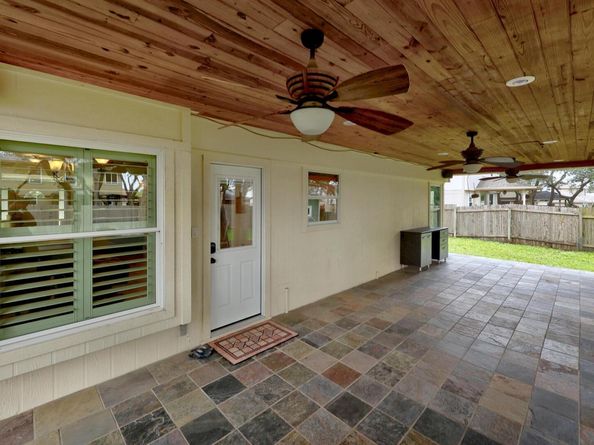 3462 Flowstone LN, Round Rock TX 78681
