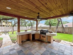 3462 Flowstone LN, Round Rock TX 78681
