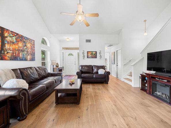 3462 Flowstone LN, Round Rock TX 78681